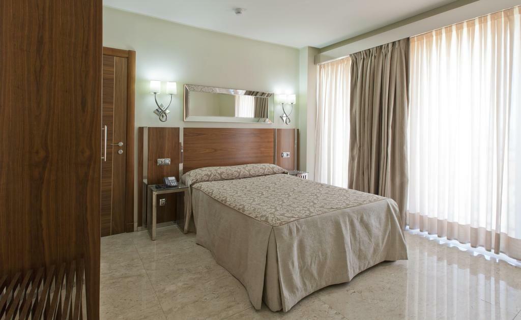 Gran Sol Hotel